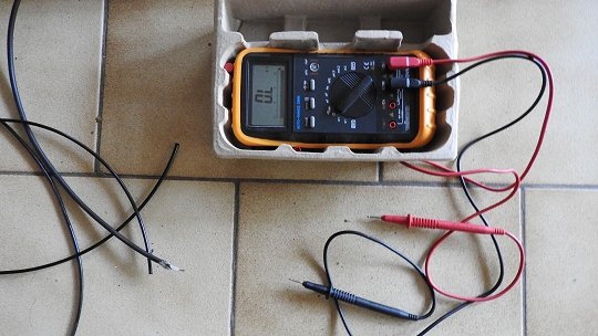 11 m Band Extended Double Zeppelin 'Zepp' (EDZ) MkII antenna centred at 27.500 MHz: Check continuity