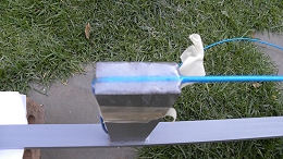 11 m Band J-Pole antenna centred at 27.500 MHz: Bottom strut (wire glued in place)